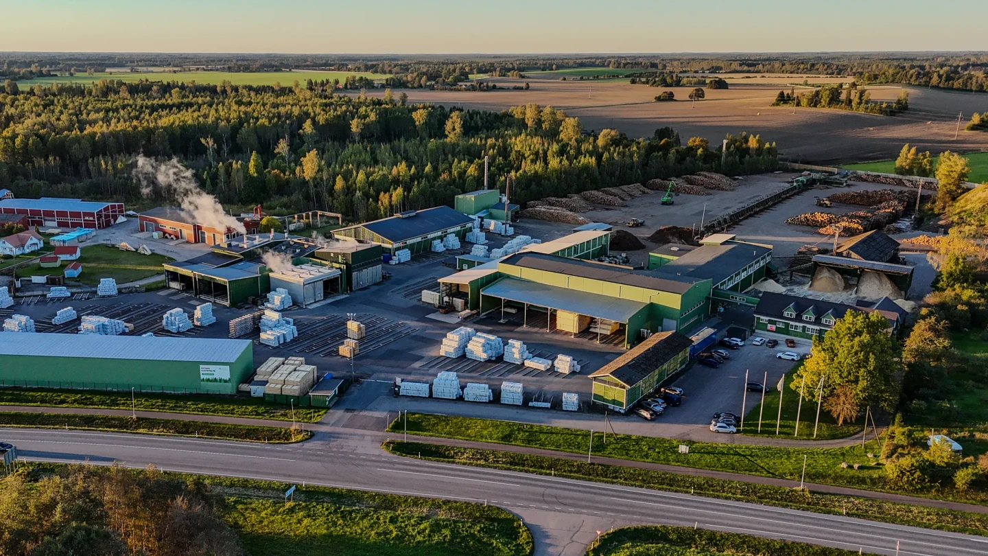 Combimill Reopalu sawmill aerial view